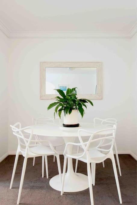 Harbourside Style, 2 Bed, A/C, Pool -Elizabeth Bay Apartment Sydney Luaran gambar